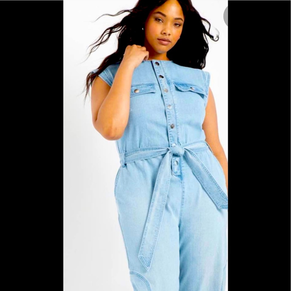 Denim sleeveless jumpsuit with pockets and ties